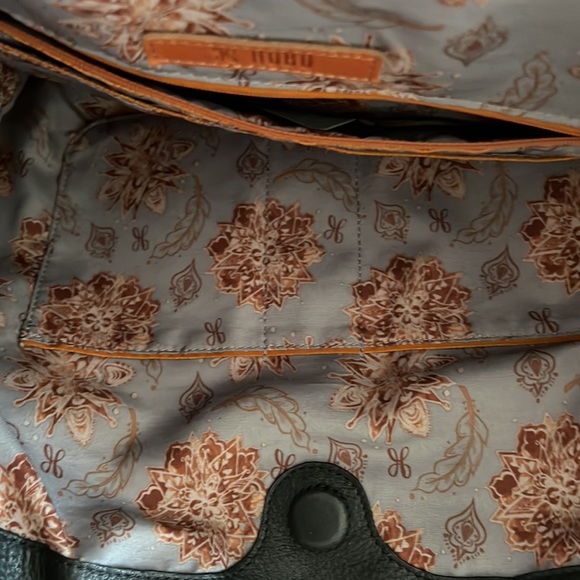 Like new Hobo leather tote. - Picture 5 of 10